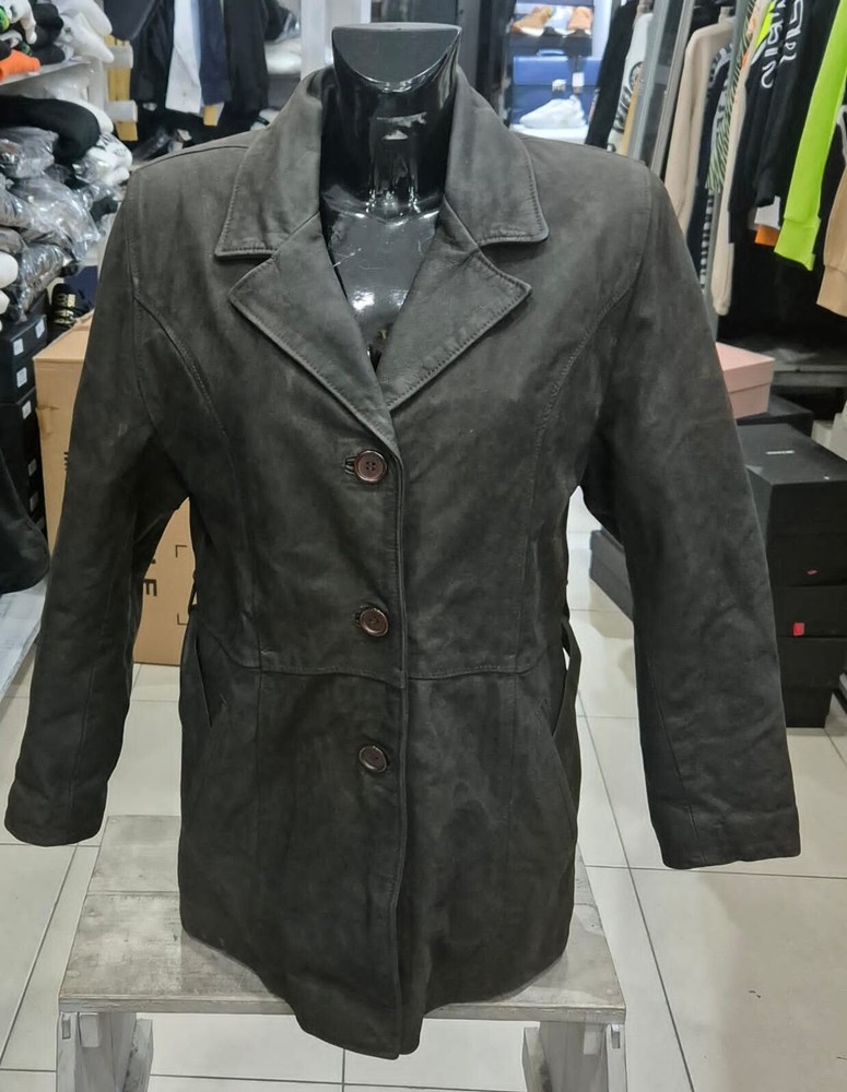 G.P. Brown Leather Jacket for Women Size M LLR137 Pre-Owned Vintage Style