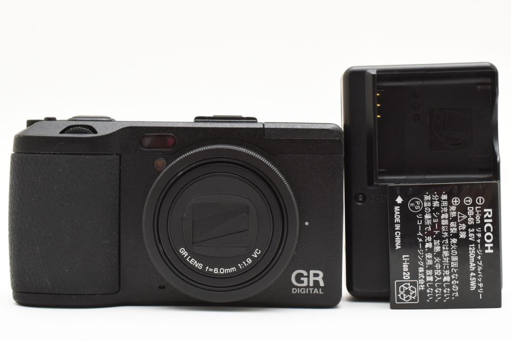 RICOH digital camera GR digital IV compact black Battery Charger [Near Mint]