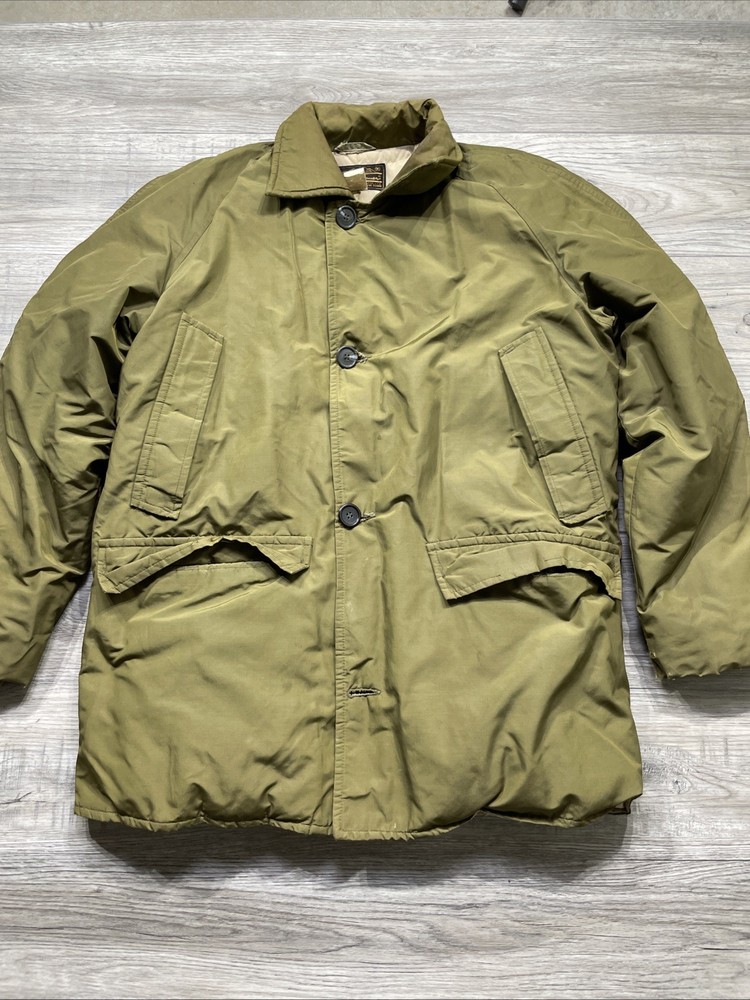 Vintage 1960s 70s Eddie Bauer Goose Down Puffer Jacket with Buttons