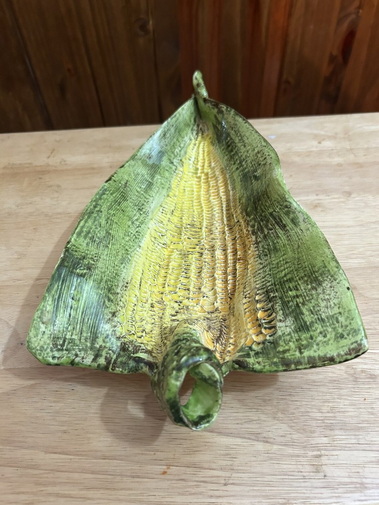 Handmade Pottery Where Corn Cob Leaf Textured Astisan Serving