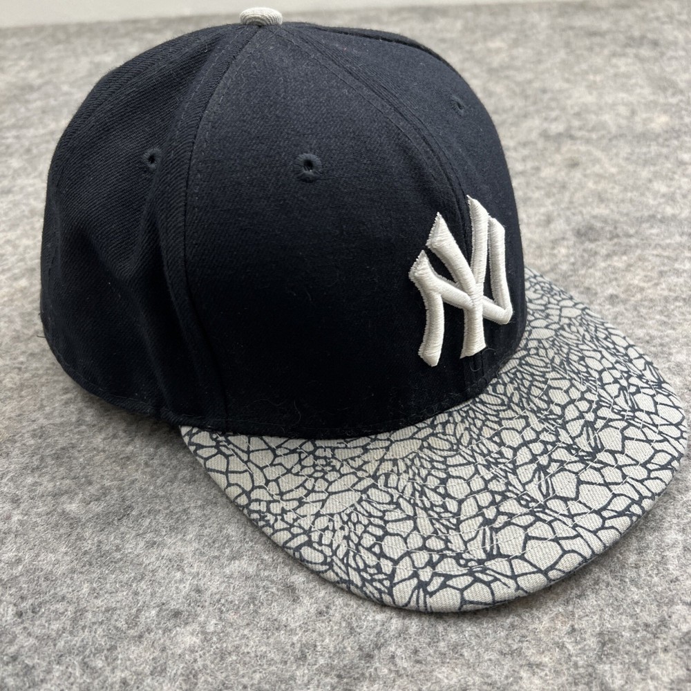 Vintage New York Yankees New Era Men’s Size 7 5/8 Blue Cement Cap 59Fifty Hat