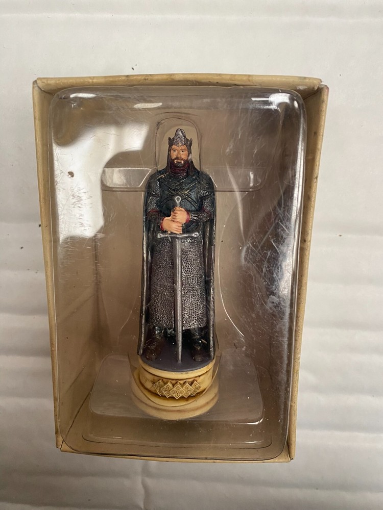LORD OF THE RINGS CHESS COLLECTION 1 ARAGORN EAGLE EAGLEMOSS MODEL FIGURE