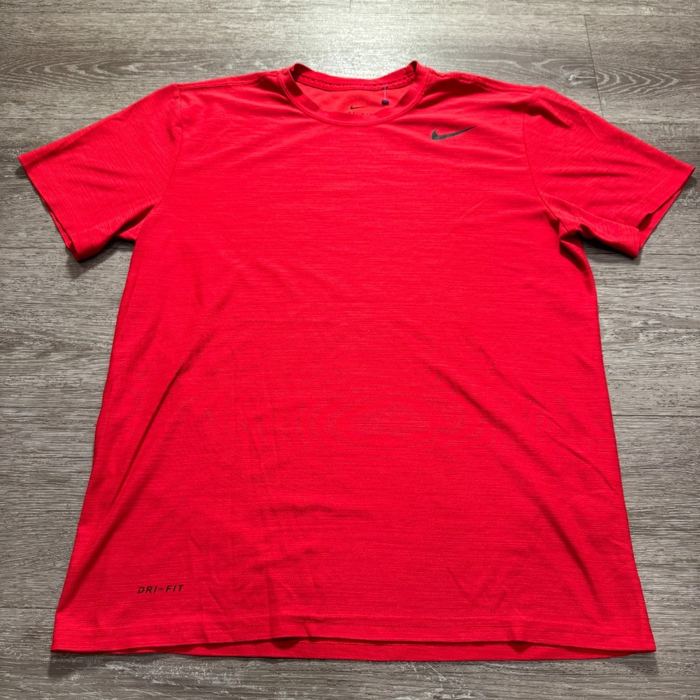 Nike Shirt Mens Medium Red Swoosh Logo Running Performance Outdoor Tee Casual