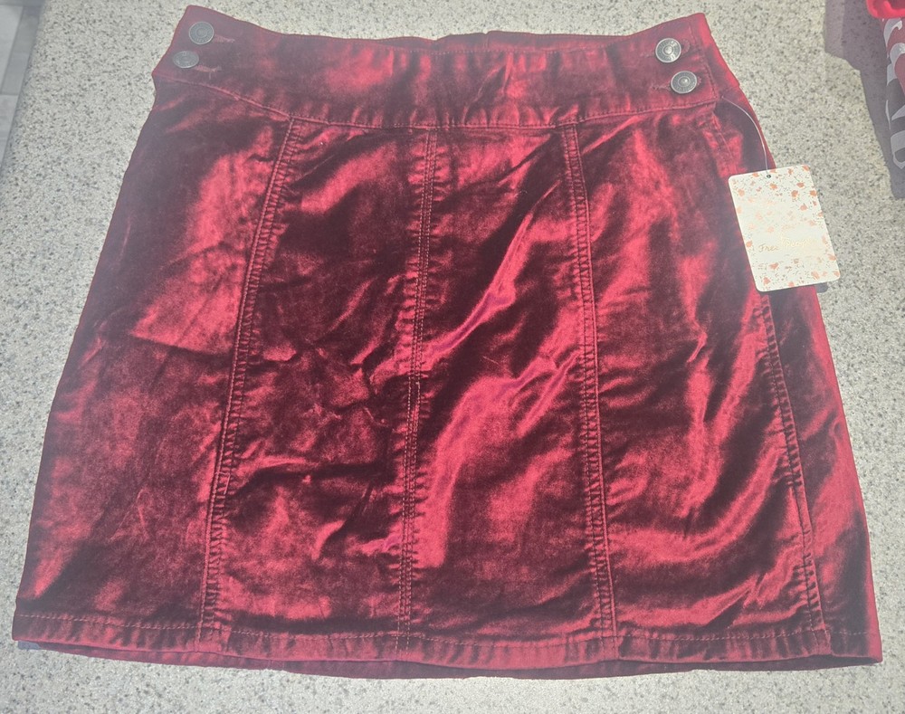 Free People Women's Red Velvet Mini Skirt Size 28 NWT