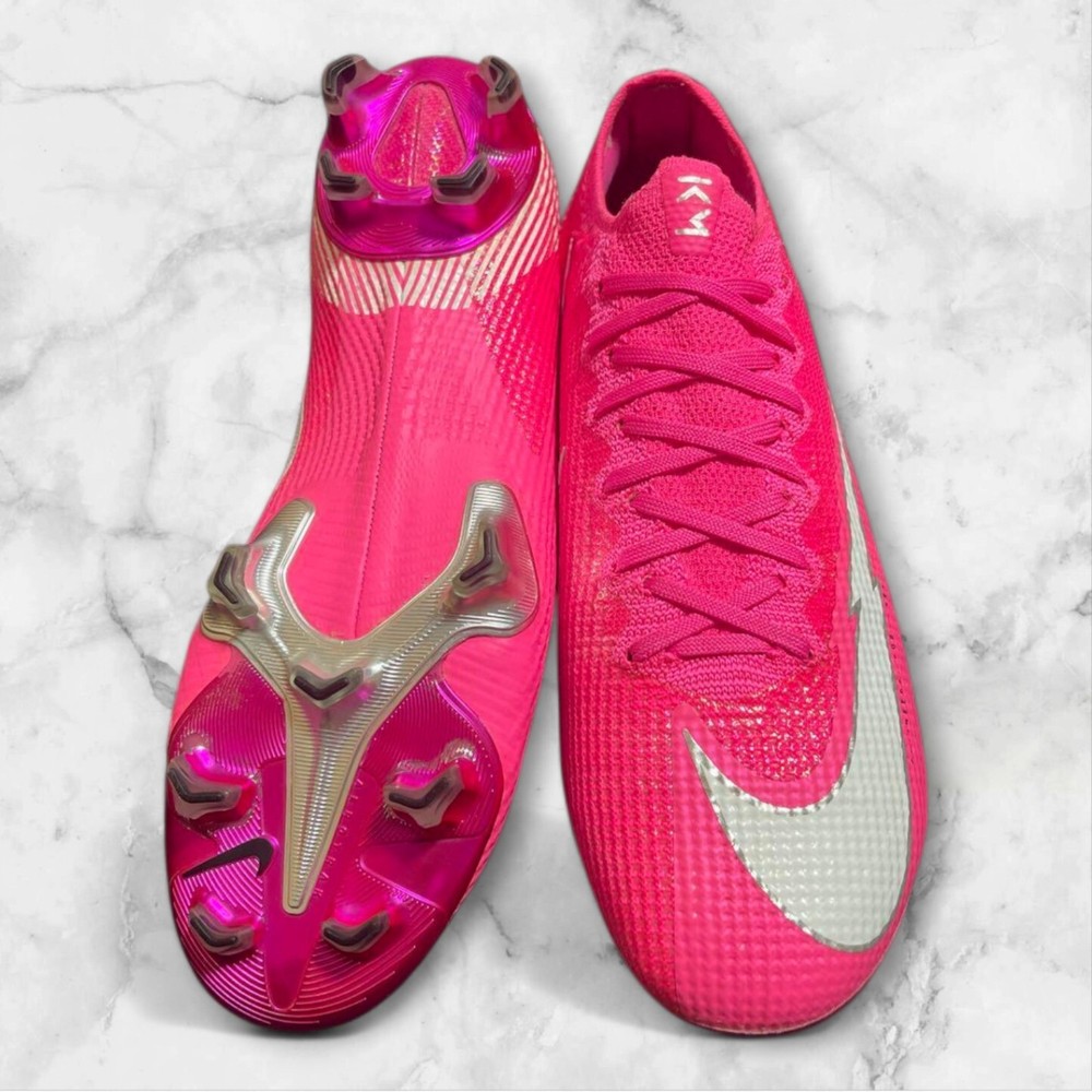 Nike Mercurial Vapor 13 FG Cleats US 9 Soccer Shoes - Pre-Owned, Box Included