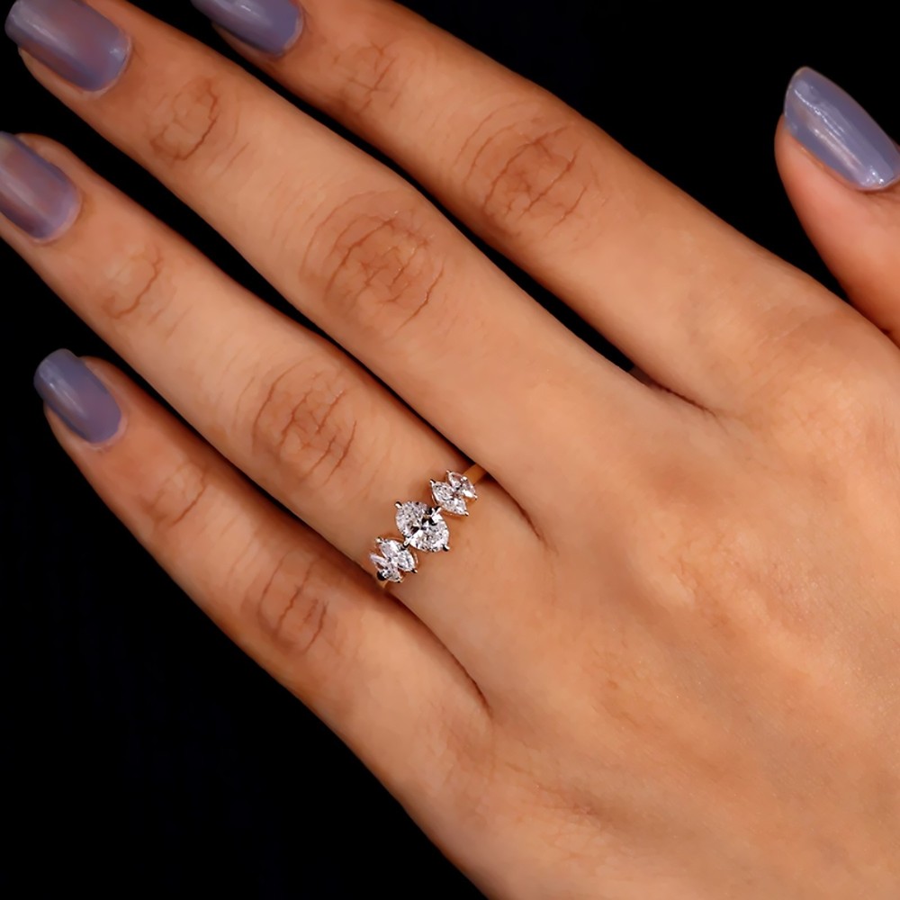 Exclusive Diamond Ring 14k Yellow Gold Lab Created 1 Carat E F VVS2 Oval Cut