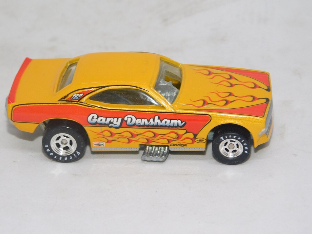 Hot Wheels 2009 Drag Strip Demons 9/30 Gary Densham's Teacher's Pet Challenger