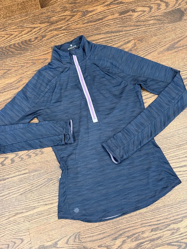 Women’s Athleta 1/4 Zip Athletic Pullover Top Size XS Zip Pocket Thumbholes