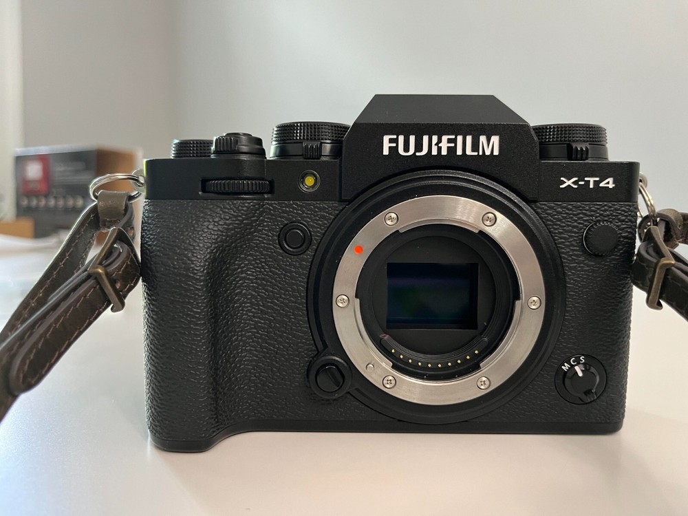 Fujifilm X-T4 26.1MP Mirrorless Camera Body - Black