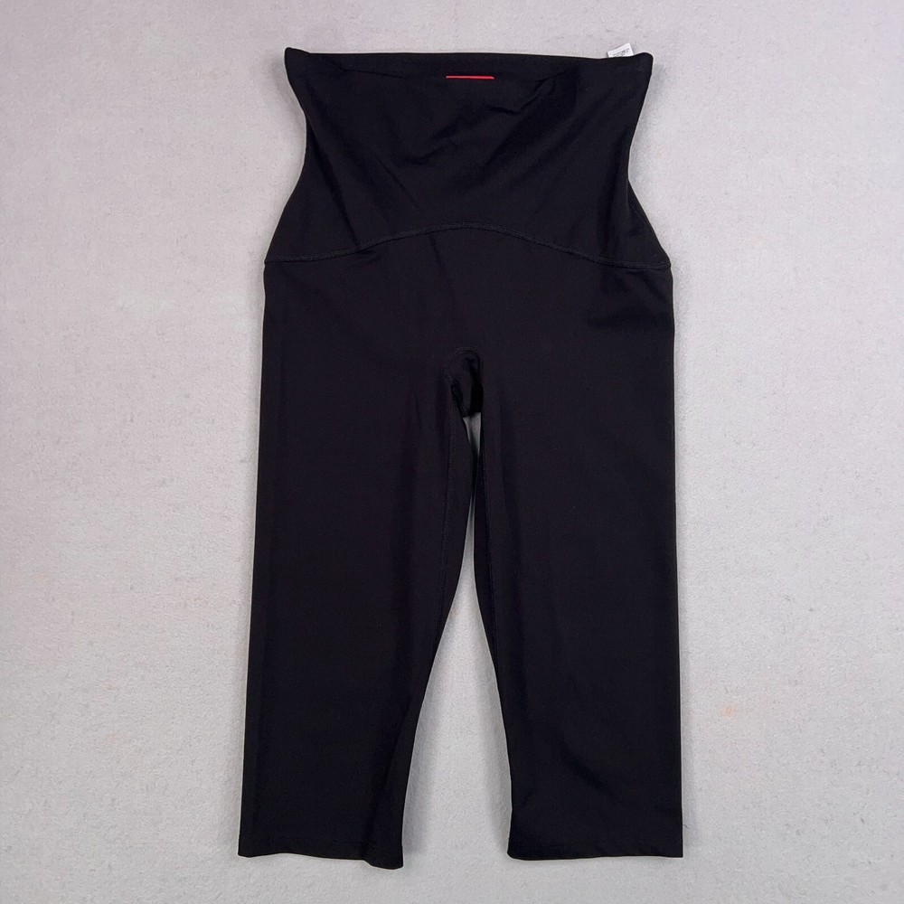 Spanx Womens Medium Black High Waisted Shapewear Capri Leggings