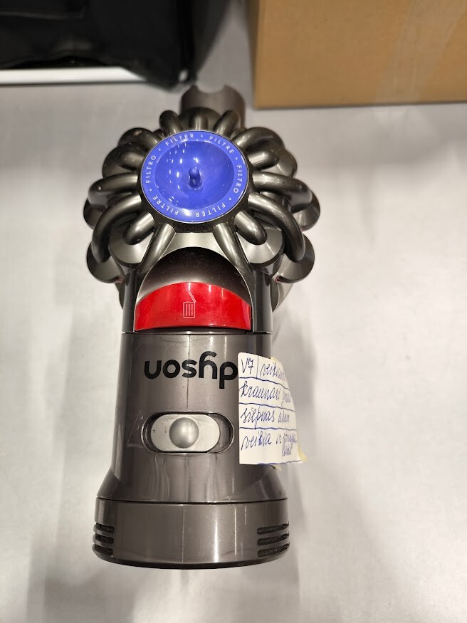 Dyson V7 Cordless Vacuum Used Weak Battery No Accessories Refurbished