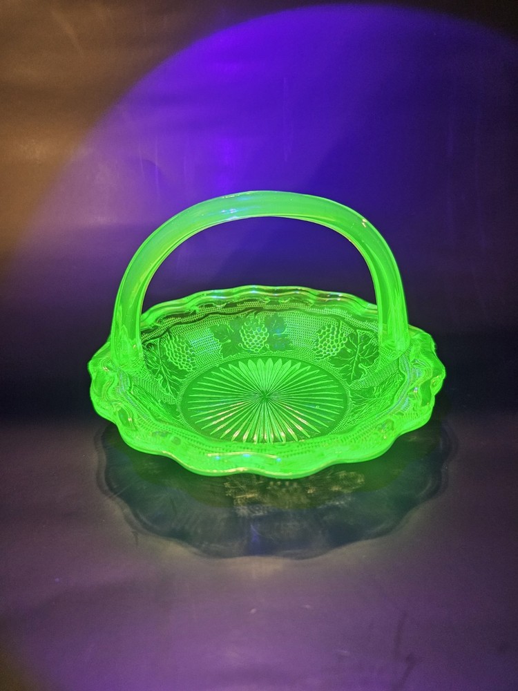 Westmoreland Woolworth Vaseline Glass 5.5 Inch Green Grape Leaf Basket Line 89
