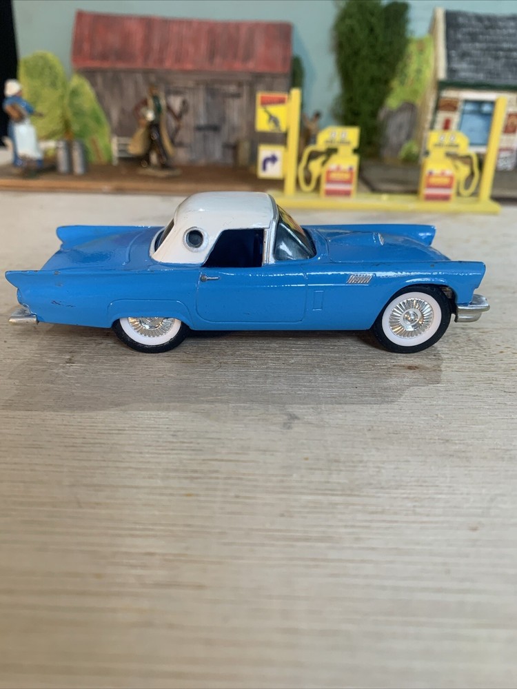 1957 Ford Thunderbird Dark Blue 1989 ERTL Die Cast Metal Vintage Vehicles