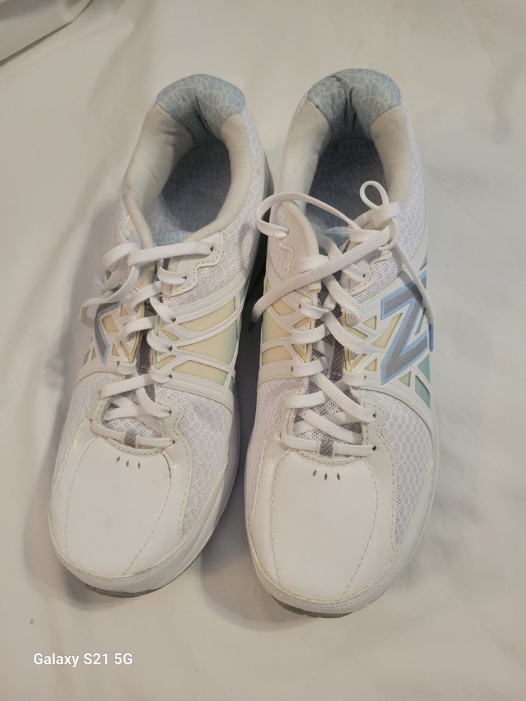 Womens White Size 8.5 New Balance Shoes