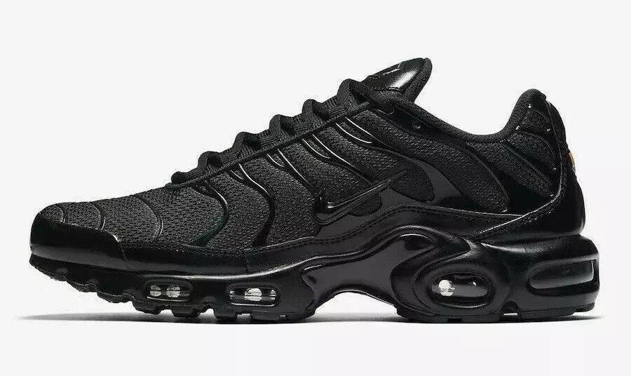 Nike Air Max Plus TN Mens All Black Air Cushion Running Shoes