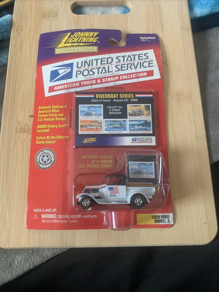 Johnny Lightning 1929 Ford Modelo A USPS Camión y Colección de Estampillas en Paquete Nuevo