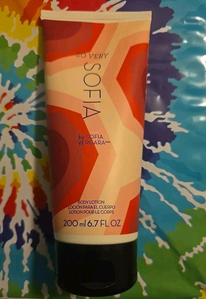 NEW! Avon So Very Sofia Vergara Body Lotion 200 ml 6.7 oz Passionfruit Scented
