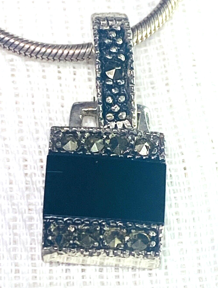 Vintage 925 Sterling Silver Onyx Marcasite Pendant Necklace