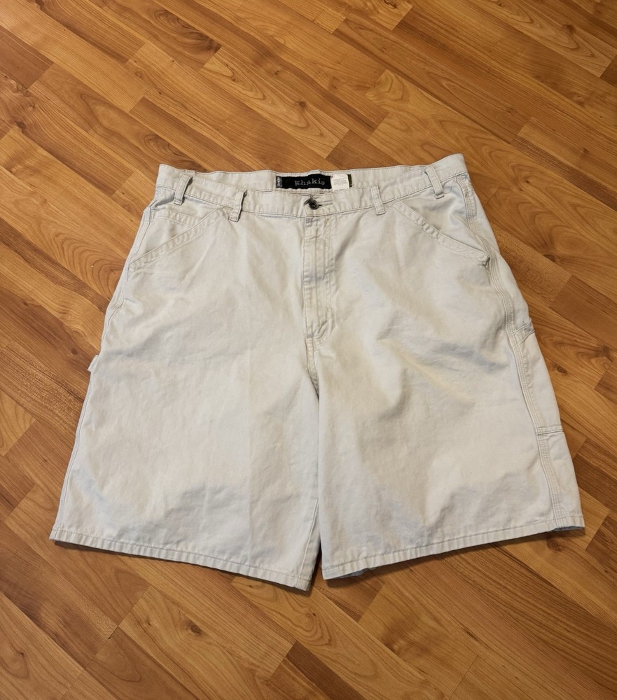 Vintage Silvertab Levi’s Khakis Size 38 Loose Fit Baggy Shorts