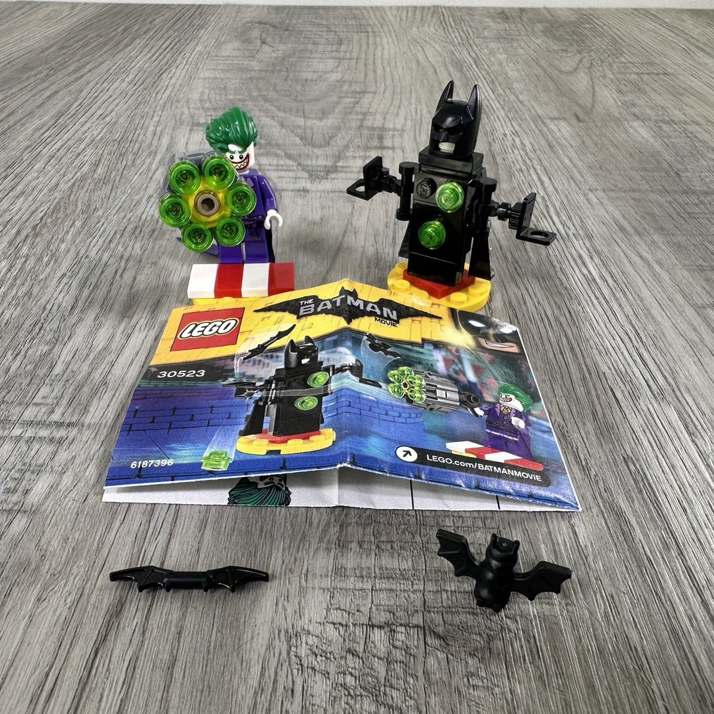 LEGO Batman Movie: The Joker Battle Training (30523) 100% Minifig, Manual