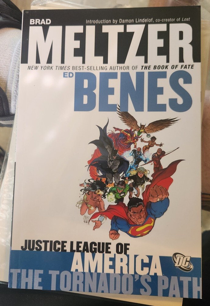 Justice League of America #1 (DC Comics November 2008)