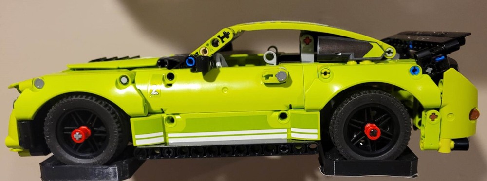 LEGO TECHNIC: Ford Mustang Shelby Gt500 (42138)