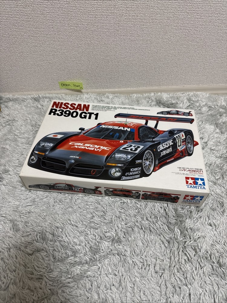 Tamiya 24192 Nissan R390GT1 model kit new