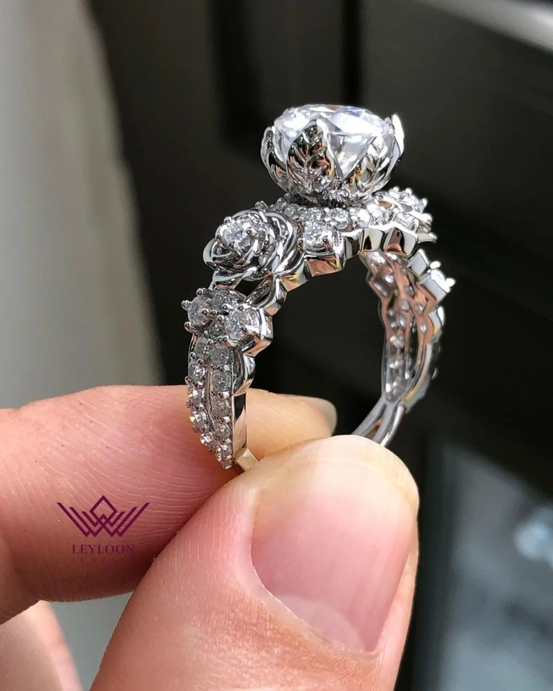 Round Cut D Colorless VVS Moissanite 950 Platinum Ring
