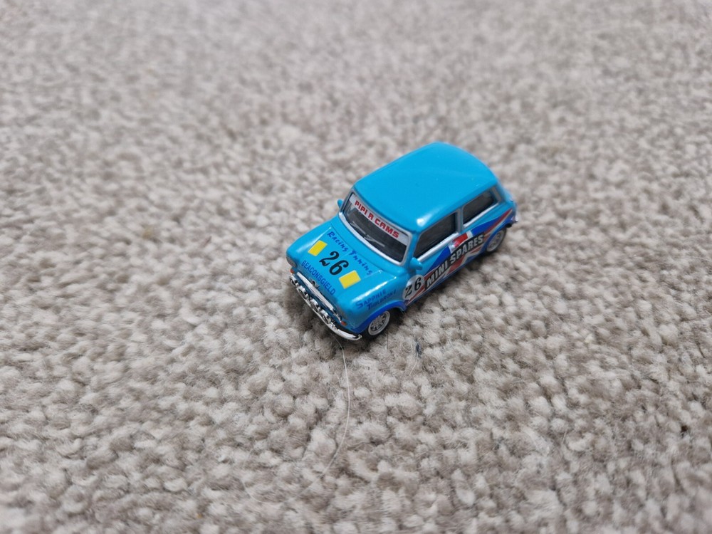 1/72 CARARAMA CLASSIC RACING MINI COOPER RALLY #26 LIGHT BLUE DIECAST MODEL CAR