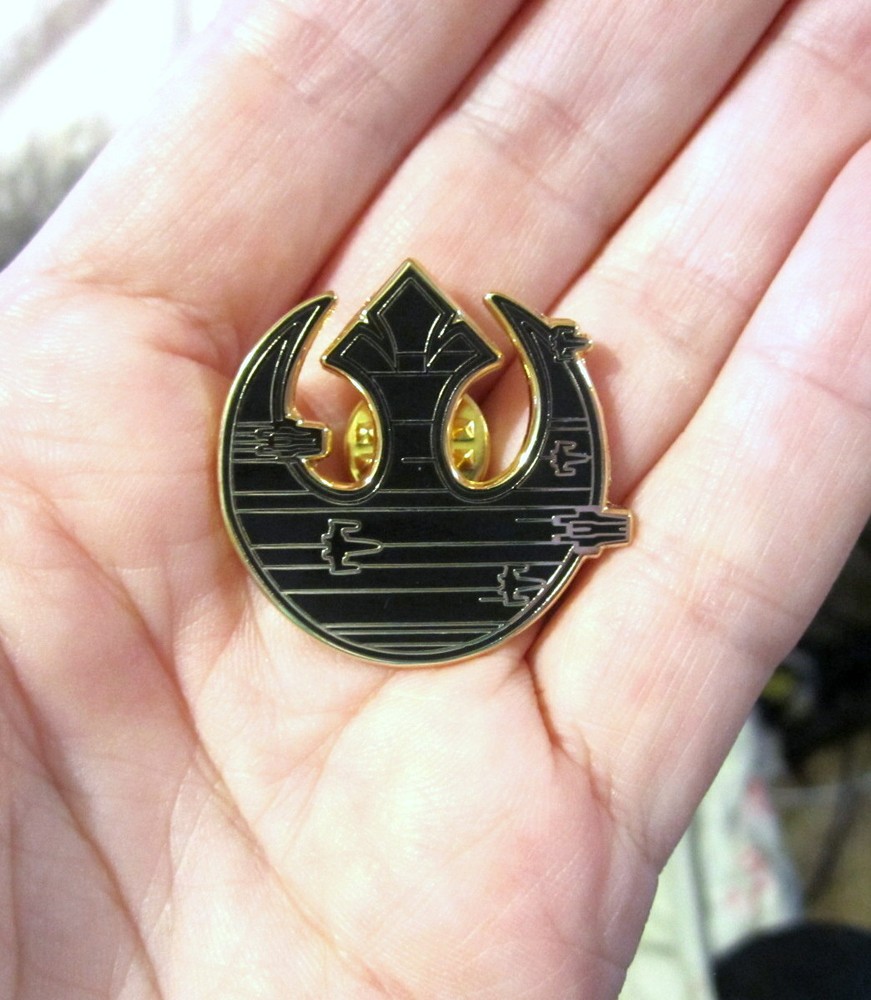 Star Wars Hard Enamel Shield Pin - Official Collectible Accessory  