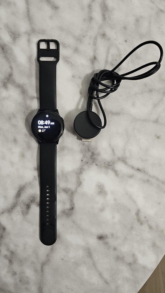 Samsung Galaxy Watch Active 40mm Smartwatch in Black - SM-R500NZKAXAR