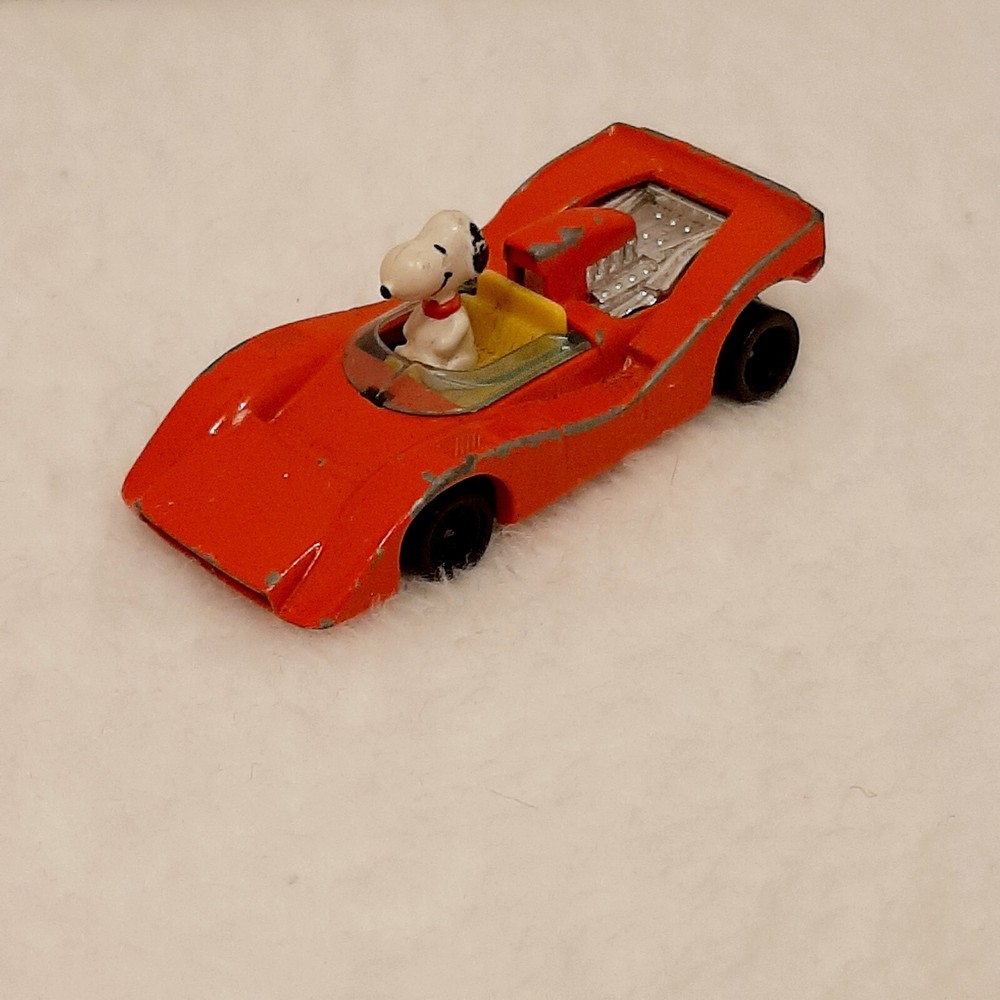 Vintage 1958 Aviva Japan Die Cast Snoopy Red Race Car Peanuts Gang Toy