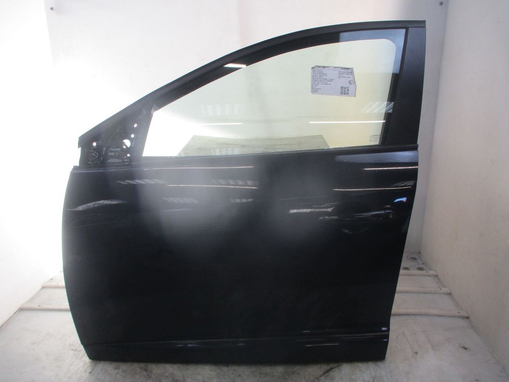 Renault Megane III Estate 801016886R Front Left Door