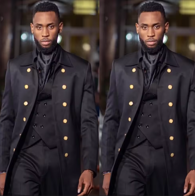 Black Men's Suits Formal Wedding Groom Tuxedos Party Prom Slim Fit Three Pieces