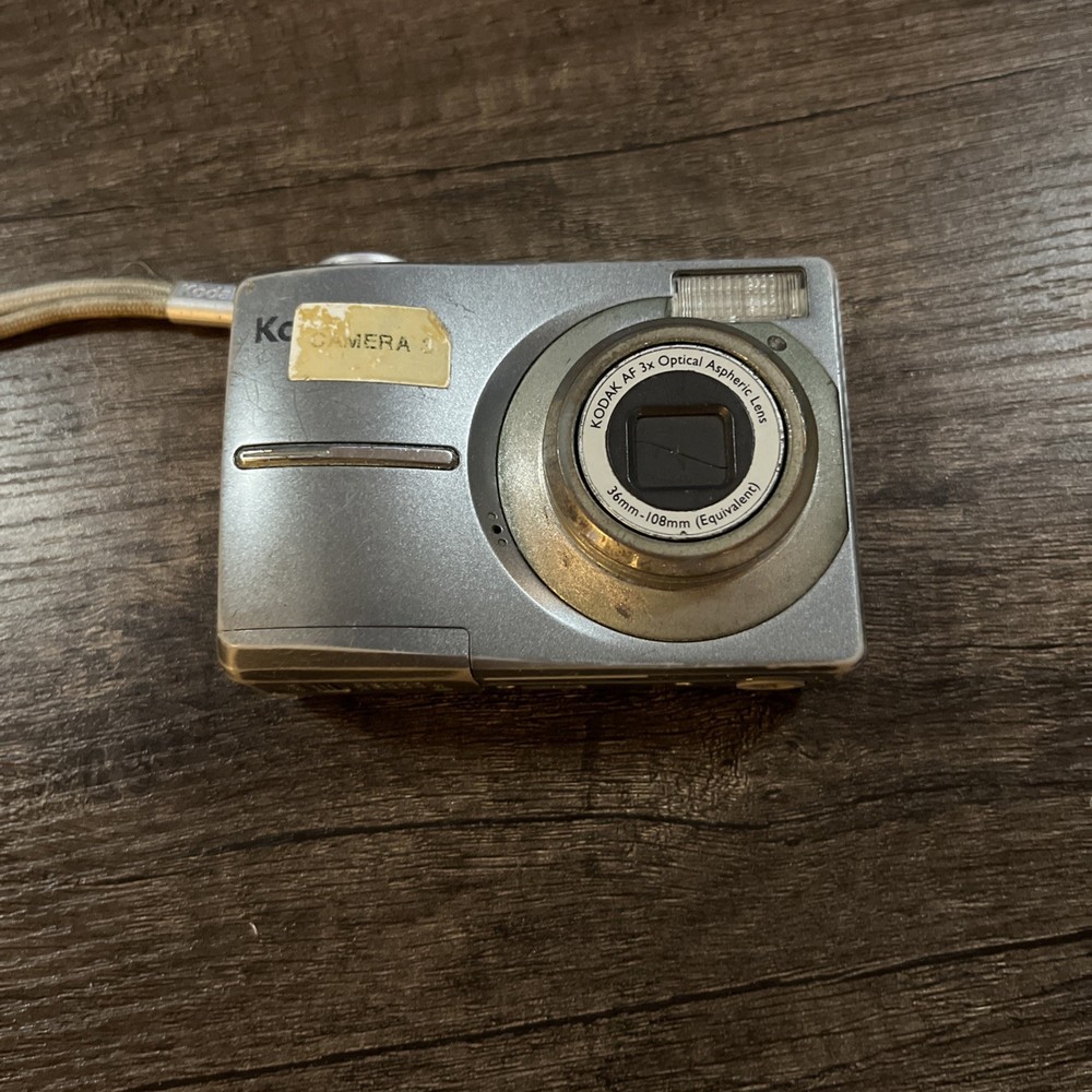 Kodak EasyShare C813 8.2MP Digital Camera - Silver