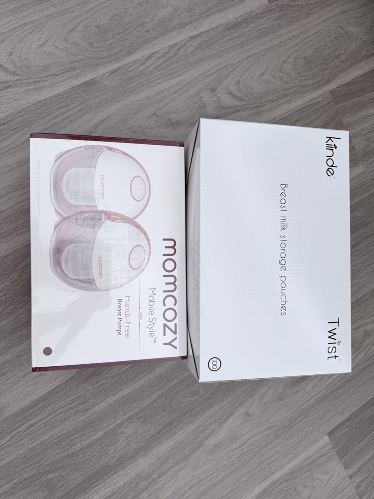 Momcozy M6 Wearable Breast Pump - White, Red