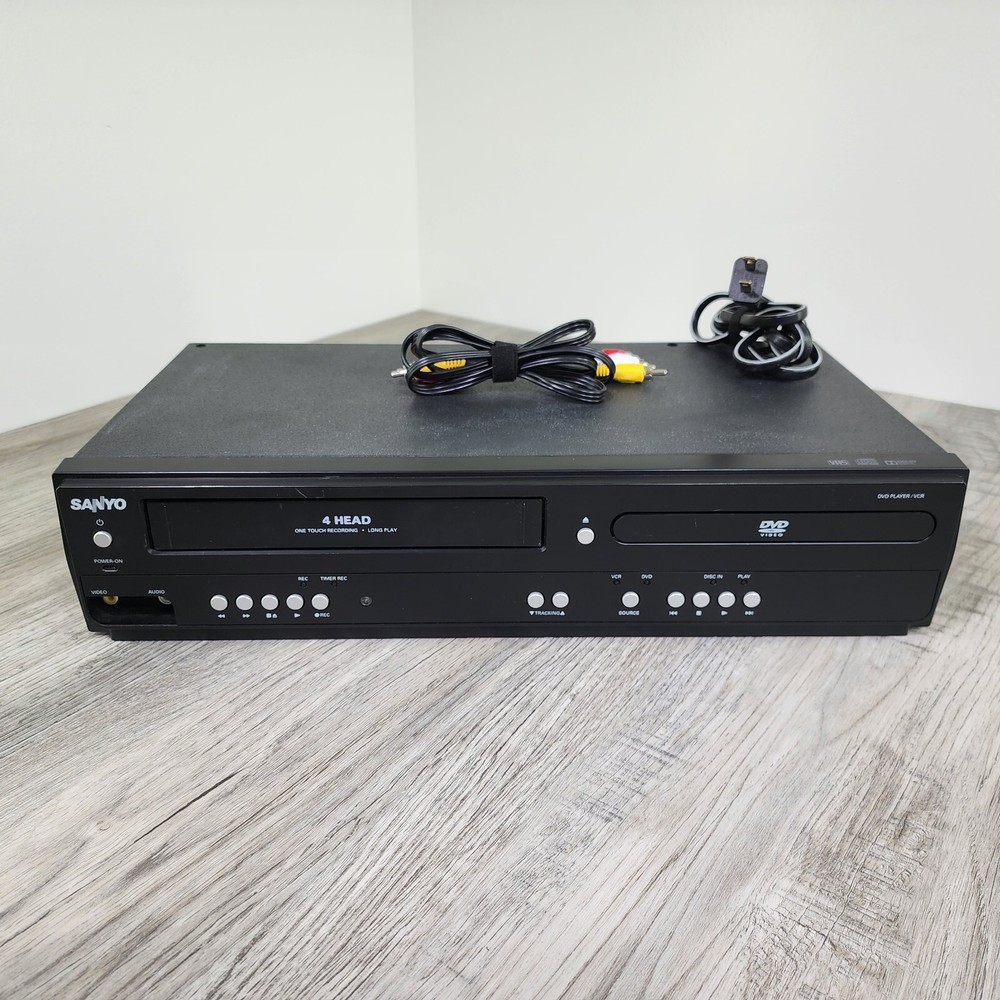 Sanyo VCR DVD Player Combo Model FWDV225F 4 Head VHS Recording Tested Working