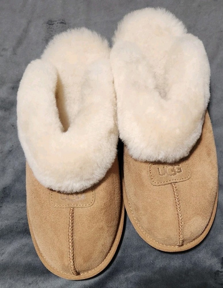 Women's Size 11 Cozy New UGGS Slippers for Ultimate Comfort
