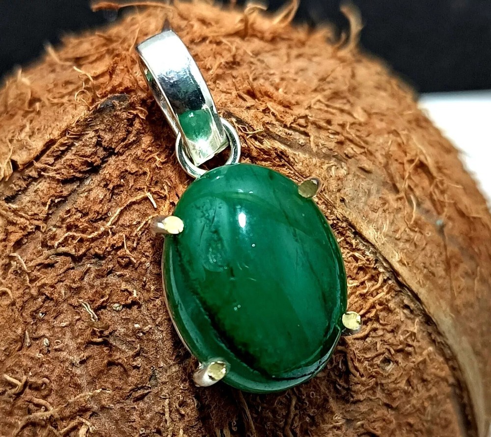 28.30 Ct Certified Emerald Silver Oval Cabochon Pendant Gemstone