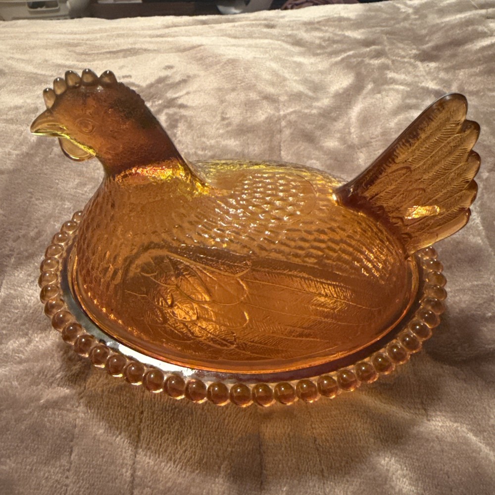 Vintage Indiana Glass Amber Hen On A Nest