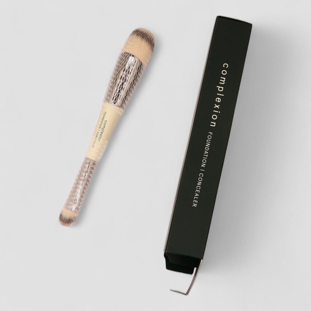 Professional Complexion Foundation & Concealer Brush