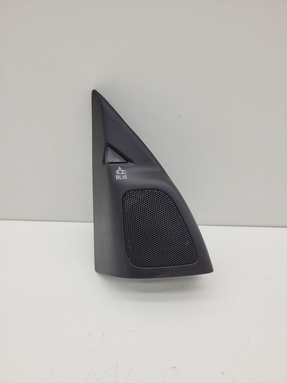 Volvo V60 2012 Front Left Door Tweeter Speaker 8635795 SVJ5269