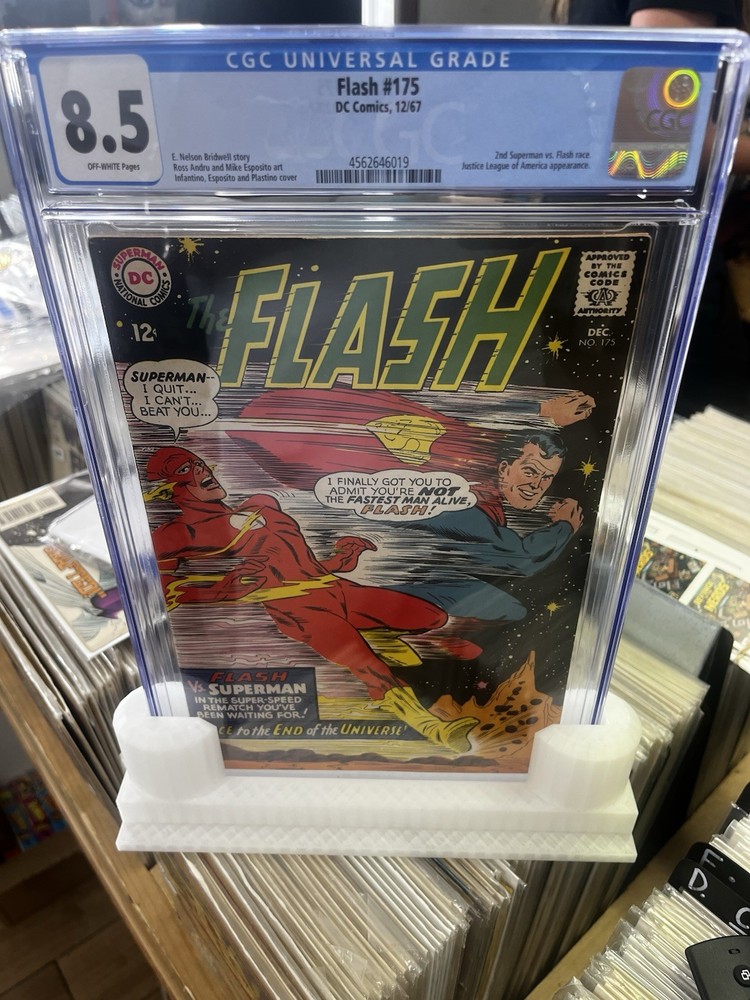 The  Flash  DC comics No.175 Cgc 8.5 Ships Lightning ⚡️ Fast 💨.
