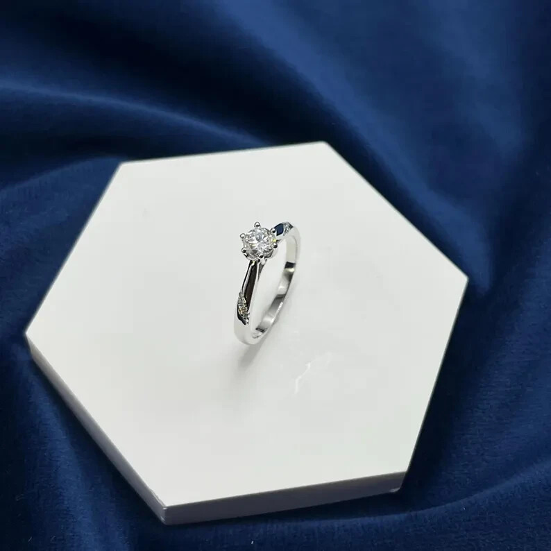 1.50 CT Round Cut Natural Moissanite Women's Wedding Ring 14k White Gold Plated