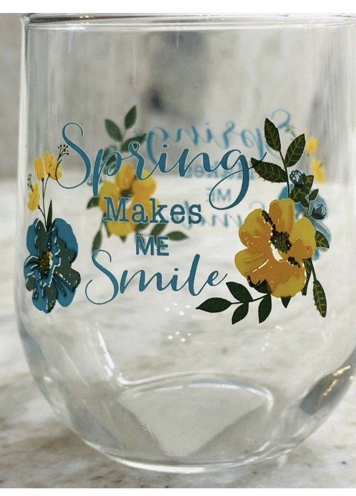 Spring Make Me Smile Seamless Wine Glass: Inspirational