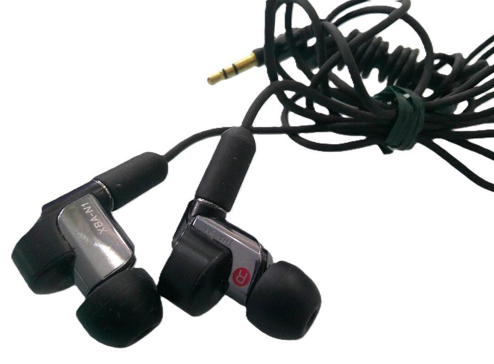 Sony XBA-N1 HD Hybrid In-Ear Headphones Pre-Owned Excellent Condition